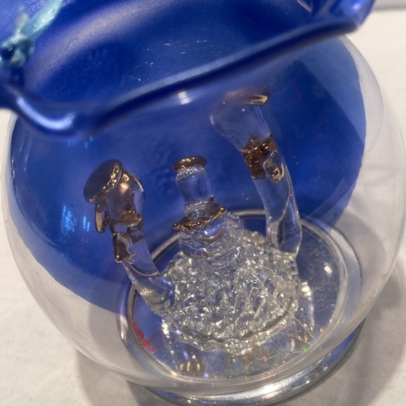Vintage Spun Glass Nativity in Blue/Clear Ornament - Picture 3 of 5